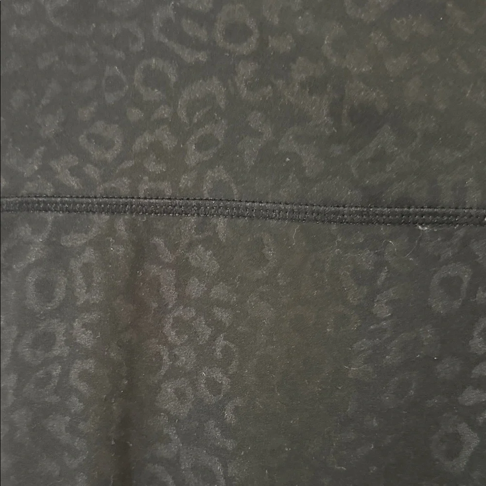 Glyder Black Patterned Leggings - Picture 3 of 6